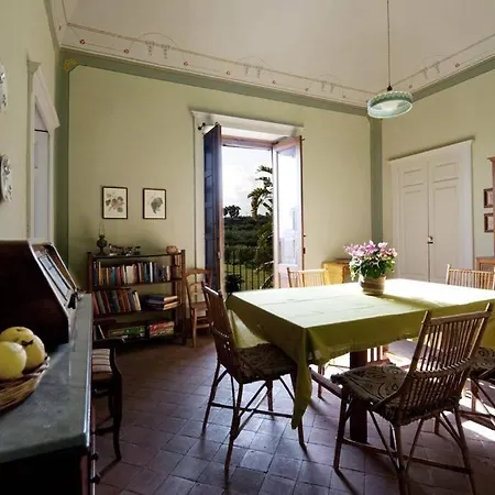 Dei Limoni Vila San Leonardello
